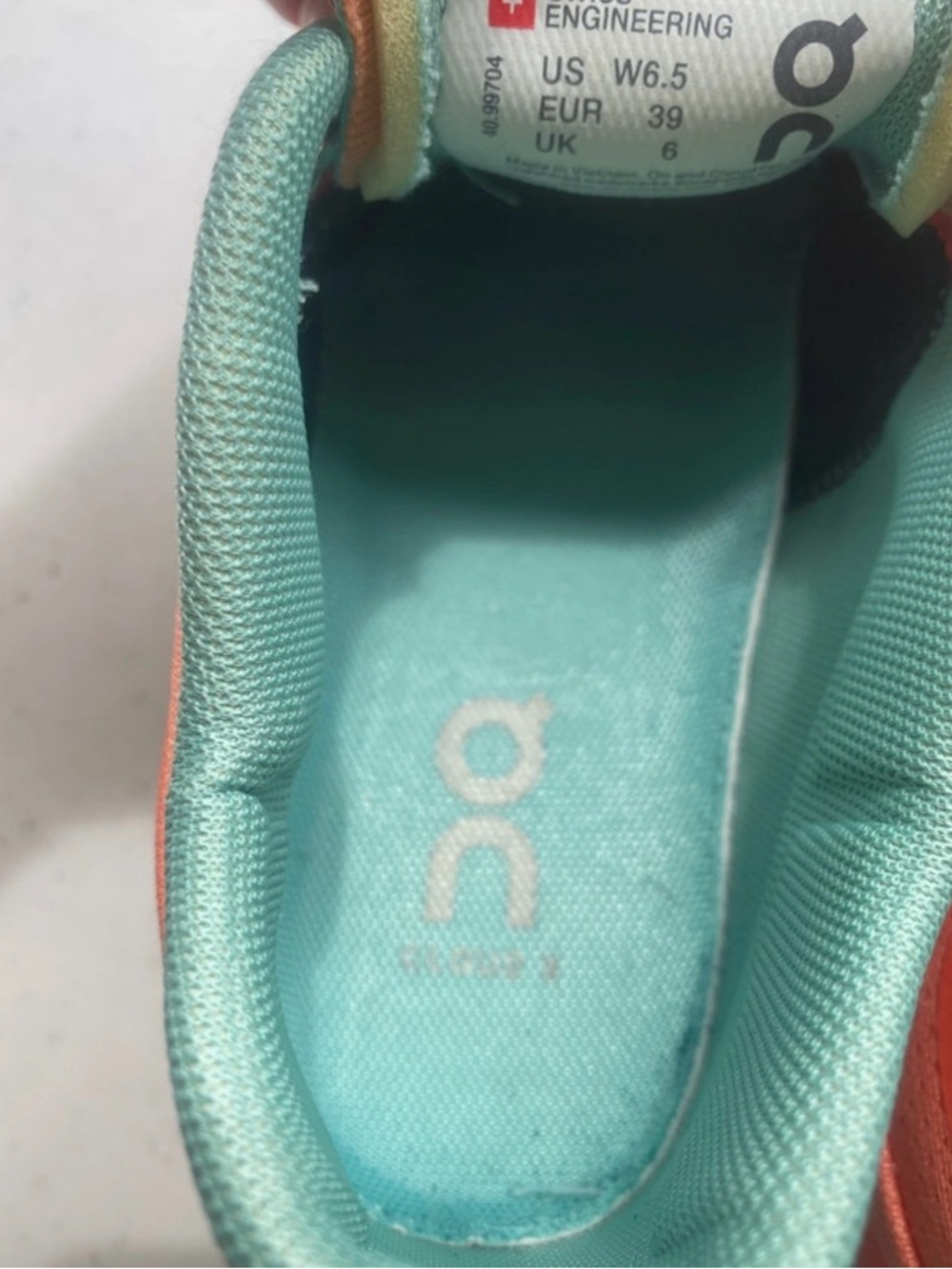 On cloud X Women's Coral and Teal Cloud Sneakers EUC 6.5 - Picture 4 of 12